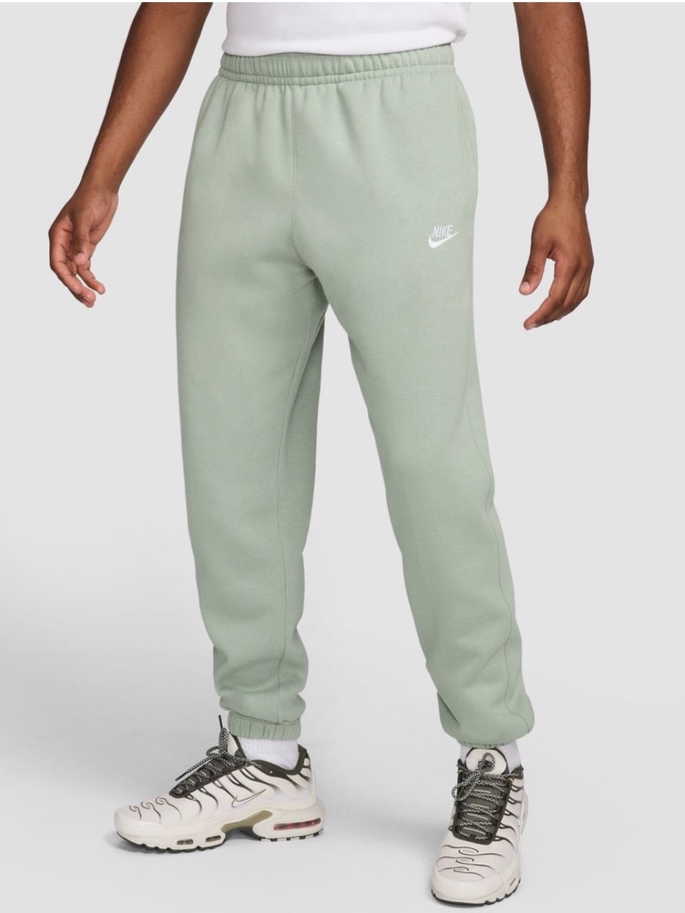 Nike Men’s Sportswear Fleece Club Joggers